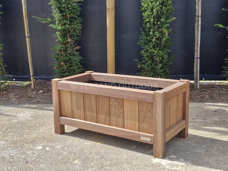 Azobé plantenbak 100x50x50 cm met beplanting – Terrano Outdoor Berlare